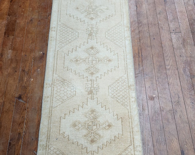 2x4 turkish doormat rug, oushak doormat rug, anotolia doormat rug, bedroom doormat rug, kitchen doormat rug, entry way doormat rug