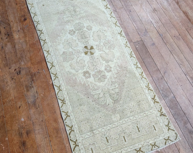 2x4 doormat rug, turkish doormat rug, oushak doormat rug, anotolia doormat rug, kitchen doormat rug, entry way doormat rug,