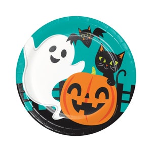 8 Halloween Plates 9&quot;, Halloween Decor, Jack O Lanterns, Halloween Bat, Halloween Party, Halloween Ghost, Trick or Treat