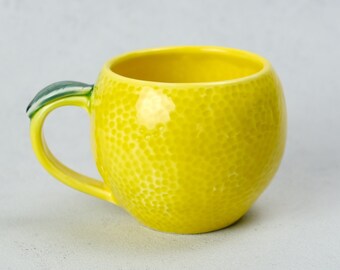 Lemon style coffee & tea mug, yellow vibrant mug lemon shape, handcrafted stylish fruit cup