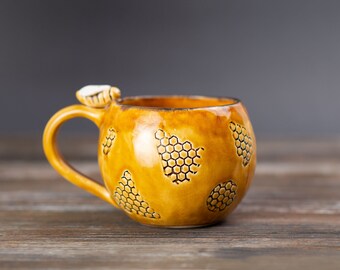 Yellow tea cup with bee honey style, Handmade ceramic cup, Coffee cup cozy, Unique golden pottery coffee mug handmade