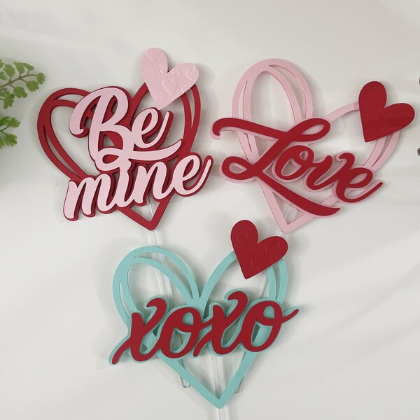 Valentine's Day Cake Topper SVG/PNG. Archivos de corte para Silhouette Studio y Cricut