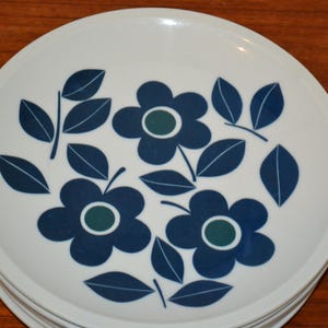 70s vintage porcelain tableware by Schönwald large DINNER PLATE white/blue flower decor retro mid century shabby chic country style