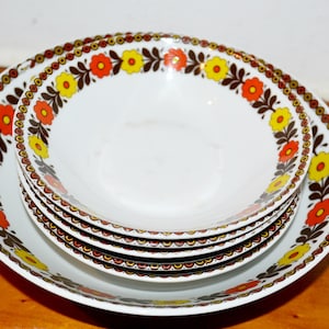 70s vintage porcelain serving bowls set dessert bowls by Winterling floral orange yellow brown retro mid century shabby chic