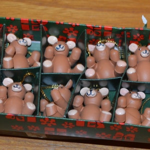 12 figuras navideñas vintage colgantes de madera para decorar el árbol de Navidad, ositos de peluche, Navidad de los años 70, retro, Papá Noel, Navidad, estilo shabby chic helado.