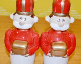 Vintage Weihnachts Keramik Figuren Rot/Weiß    70er Jahre   Retro Design Mid Century  Chistmas  Shabby Chic