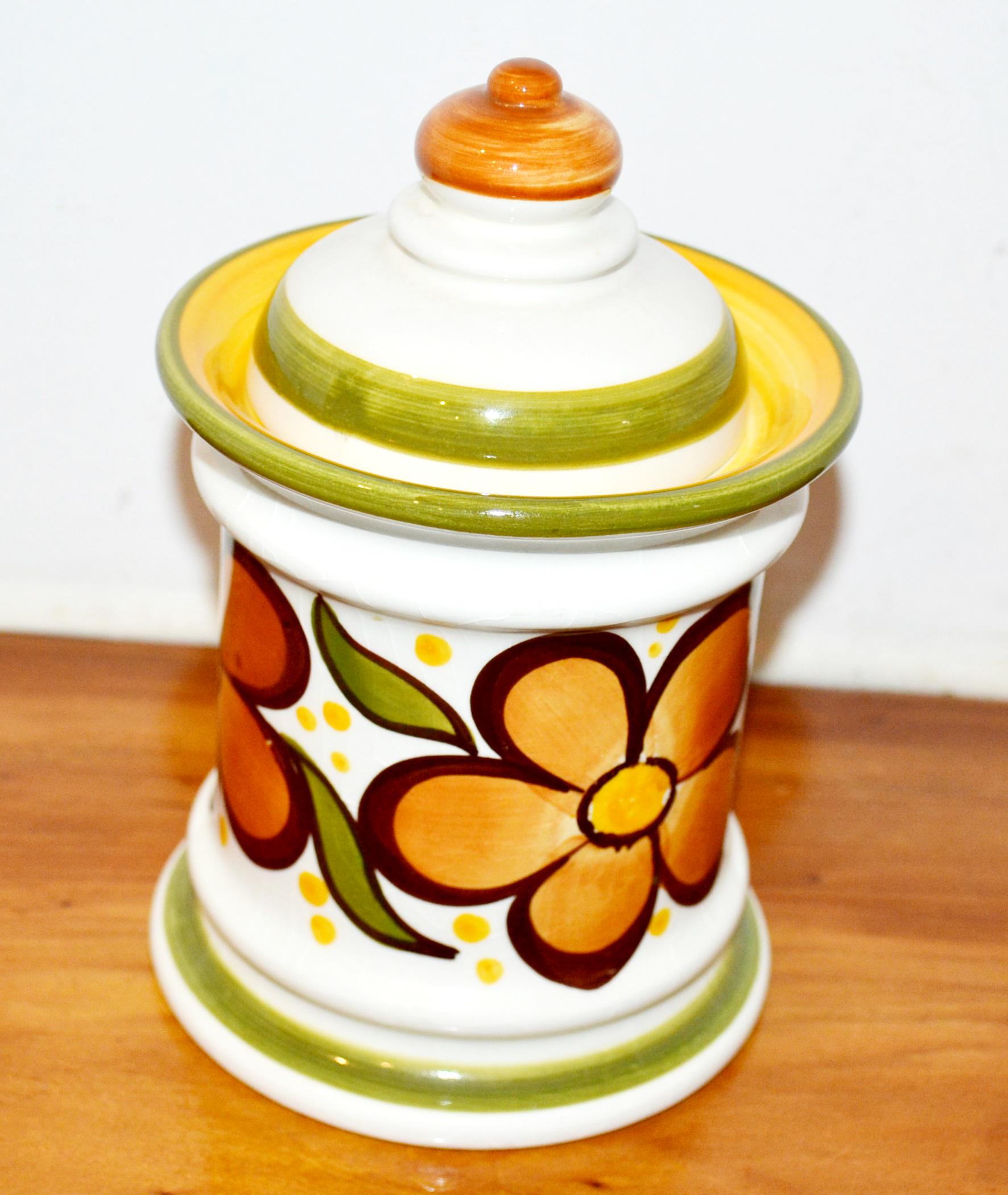 ハンスヘッドバーグ？1970年代 スウェーデン　蓋付き置物　陶芸品 シュランバーグ社の美しいヴィンテージ磁器製の蓋付きボックス