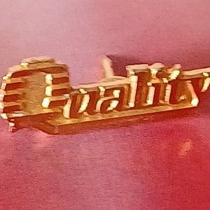 Quality Corporation Biotechnology Gold Tone Lapel Hat Tie Pin Souvenir 1932