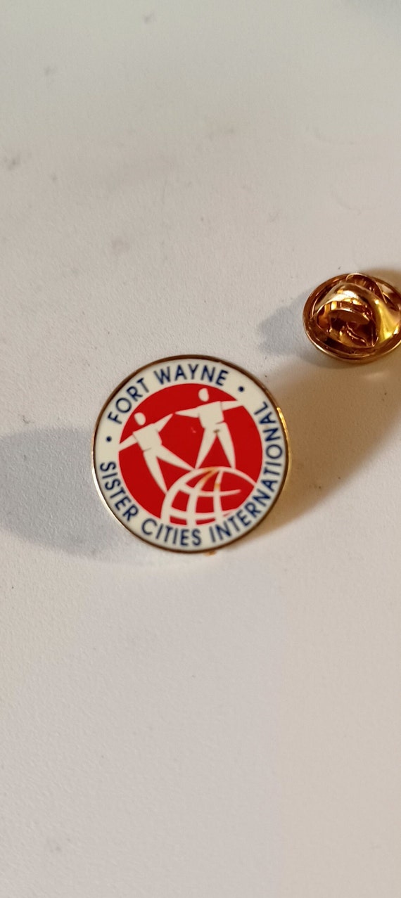 Vintage Fort Wayne Sister Cities International Lapel Hat Tie Pin Souvenir 0695 View 2