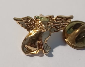 Cat with Wings Winged Cat Kitten Angel Gold Tone Lapel Hat Tie Pin Souvenir 1761