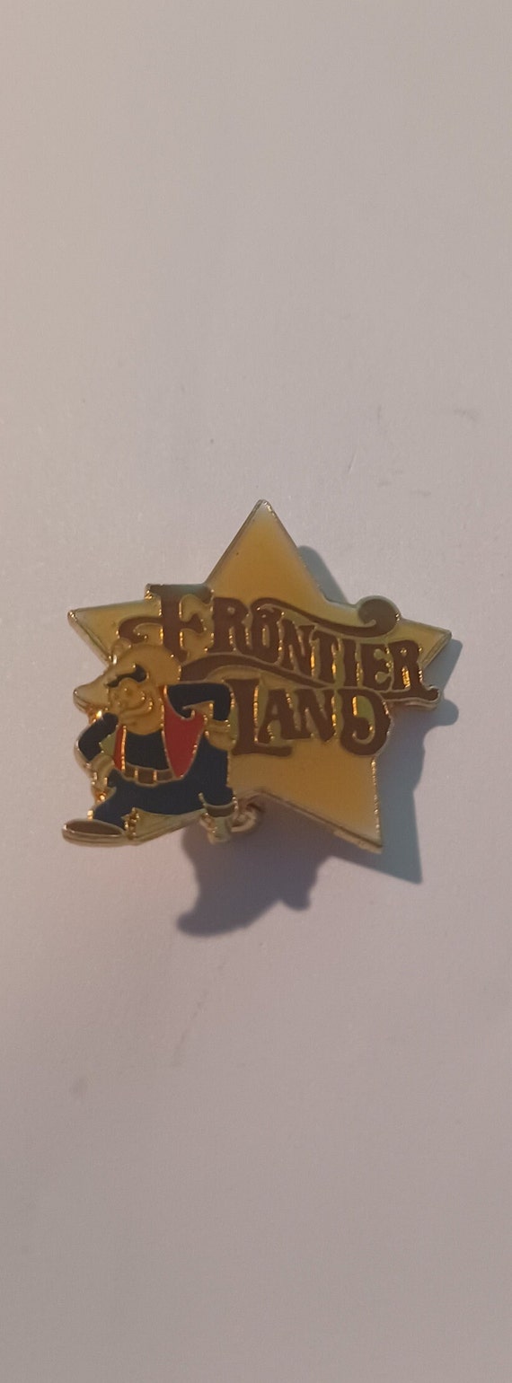Frontier Land Walt Disney World Lapel/Hat Pin Souv