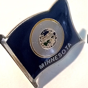 Minnesota State Flag Old Original State Flag Lapel Hat Tie Pin Souvenir 0109