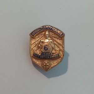 National Safety Council NSC USPS 6 Year Safe Driver Award Lapel Hat Pin Screw Back Souvenir 0151