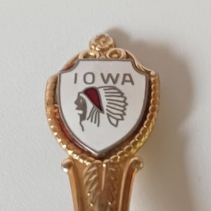 Iowa Indianhead Chief Gold Tone Collectible Souvenir Spoon