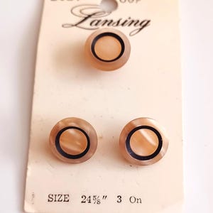 vintage Lansing Brand Boutons ronds cardés ton rose nacré accents noirs