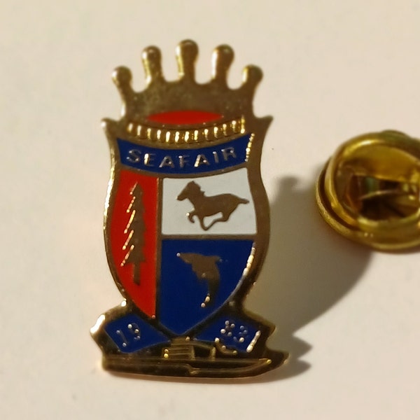 Vintage Seattle Seafair 1983 Skipper Crest Hydroplane Race Boat Lapel/Hat Pin Souvenir 1281