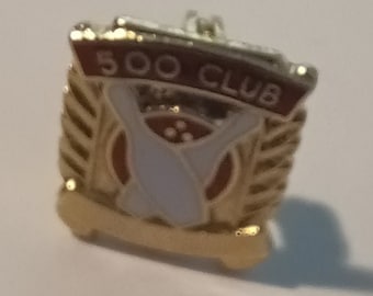 Vintage Bowling 500 Club Gold-Tone Lapel/Hat Pin Souvenir 0414