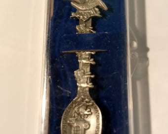 Busch Gardens Williamsburg VA Virginia Eagle Wagon Horses Team Pewter Souvenir Collectors Spoon