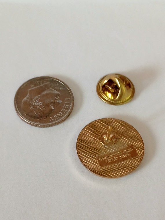 Cricket 6 Mark Dart Game Dartboard Lapel Hat Tie … - image 3