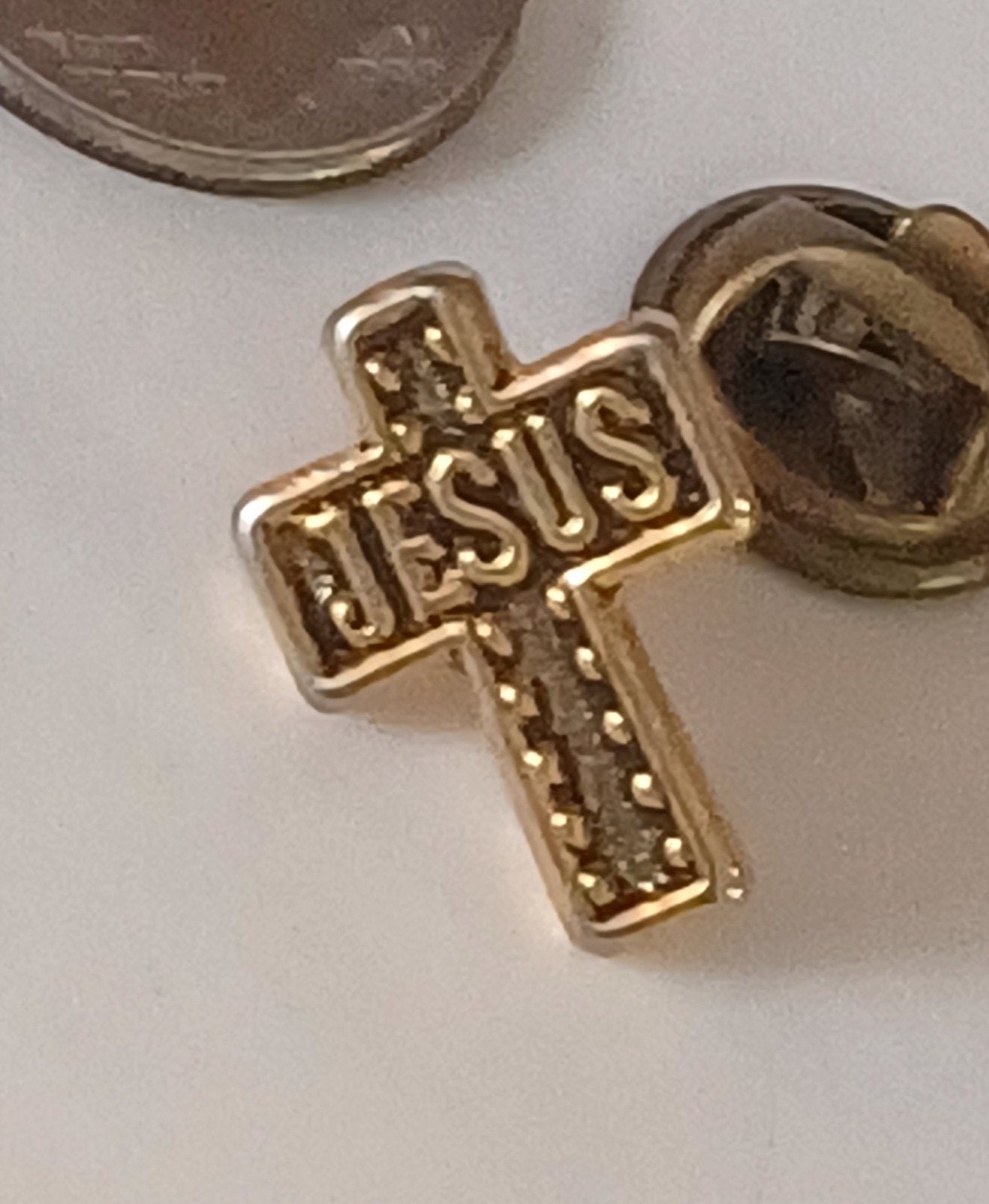 Jesús Gold Tone Cruz Religiosa Solapa Sombrero Tie Pin Souvenir 0644 - Etsy  México, image size:1315x1601