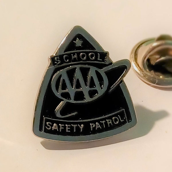 AAA Triple A School Safety Award Lapel Hat Tie Pin Souvenir 0102