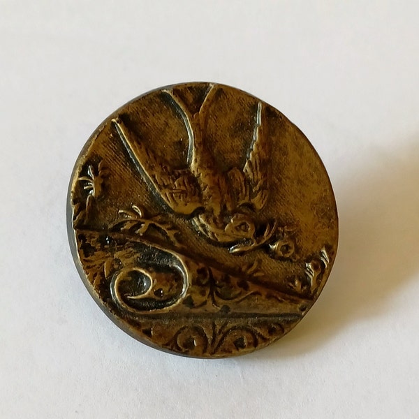 Vintage Copper Brass Tone Descending Dove Olive Branch Scroll Lapel Hat Tie Pin Souvenir 2017