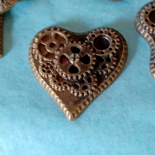 Steampunk Heart Shaped Brass/Bronze Tone Resin 2 Hole Buttons Cogs Gears 1 Inch (28)