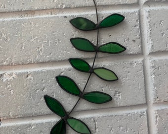 Leaf Stained Glass, Suncatcher, Leaves Suncatcher, Sun Catcher, gift idea, friend gift, plant lover gift, green leaves, glass leaves