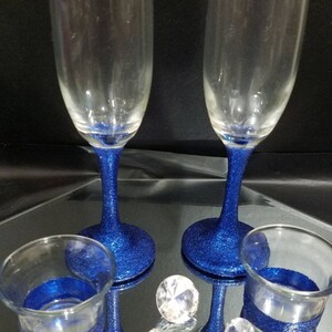 Glittered Champagne Glasses and Decorative Candle Set