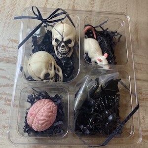 1:3 Scale Doll / Dollhouse Halloween Decorations for 14” to 18” Dolls, BJD, Smart Dolls or Similar Size Dolls