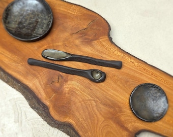 01. Cucharas de cerámica de arcilla negra: estilo Wabi-Sabi, esmalte verde mar.