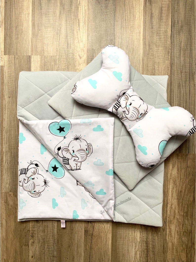 Kuschelige Babydecke mit besticktem Name und Datum