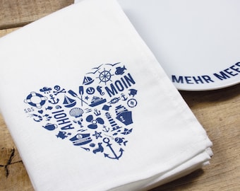 Serviette maritime en demi-lin coeur "Nordic by Heart"