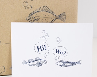 Postal náutica: Dos peces se encuentran – Tarjeta de felicitación divertida, Hi Wo (juego de palabras), DIN A6 – Papel reciclado – Hecha en Alemania – Regalo humorístico