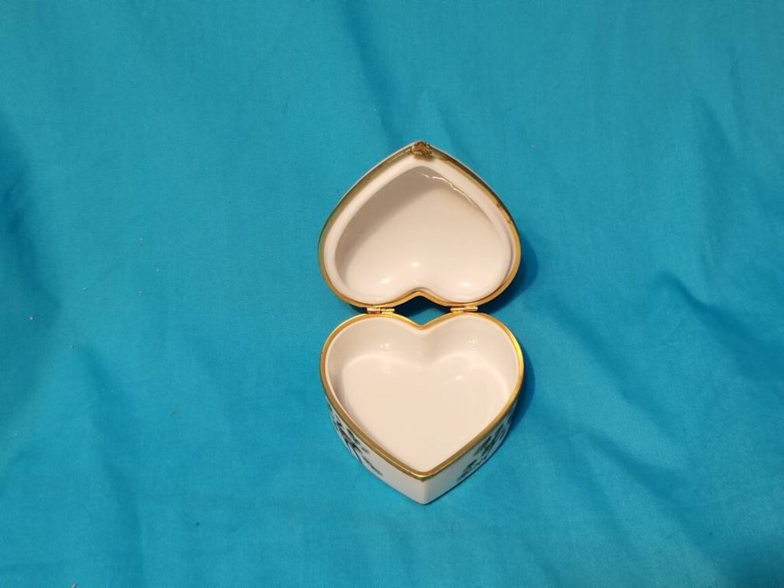 Vintage Limoges Heart Shaped Hinged Porcelain Trinket Box Etsy