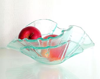 Sculpturale kom van gesmolten glas | Middenstuk lichtgroen kunstglas | Japans decor