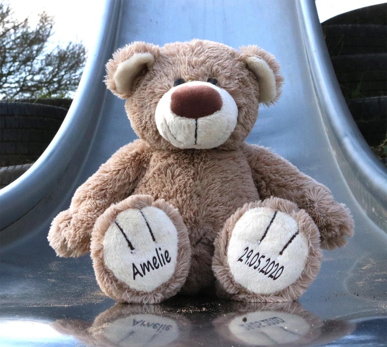 Personalisiertes Stofftier Teddybär Kuscheltier mit Name Plüschtier zur Geburt Babygeschenk Bild 1