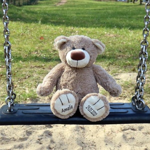 Personalisiertes Stofftier Teddybär Kuscheltier mit Name Plüschtier zur Geburt Babygeschenk Bild 5