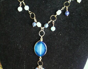 Collier et boucles d'oreilles pendantes, uniques en leur genre de 36 pouces, perles naturelles, lapis-lazuli et opale