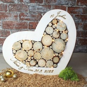 Decorative heart with LED lighting and individual engraving Lighting heart decoration tree slices wedding gift individual Mother&#39;s Day illuminated