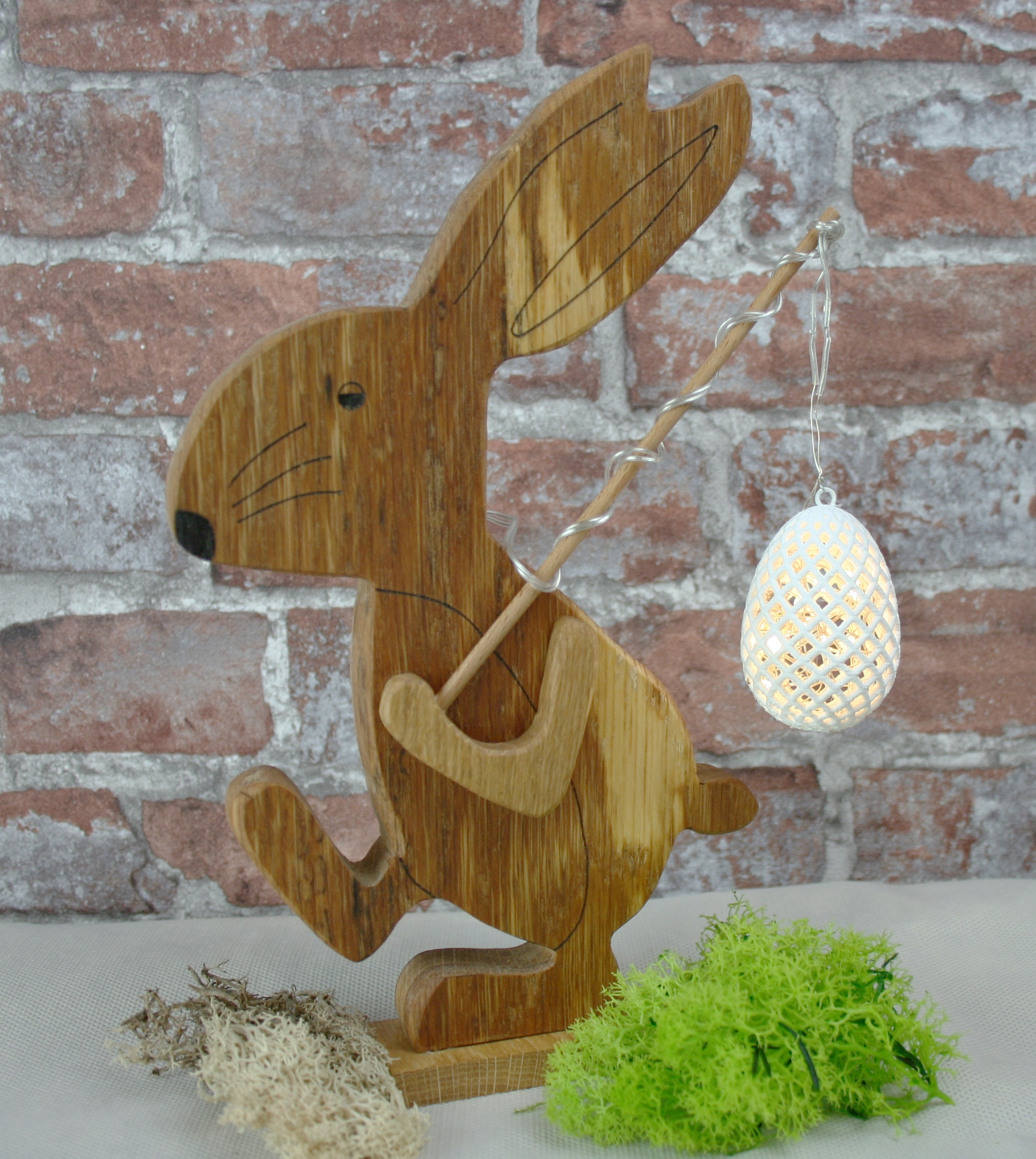 LED Paashaas van hout, paasdecoratie van hout, paashaas met LED