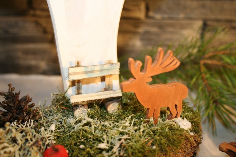 Tree with wooden slices wooden decoration illuminates LED lighting natural decoration Christmas decoration LED battery christmas decoration