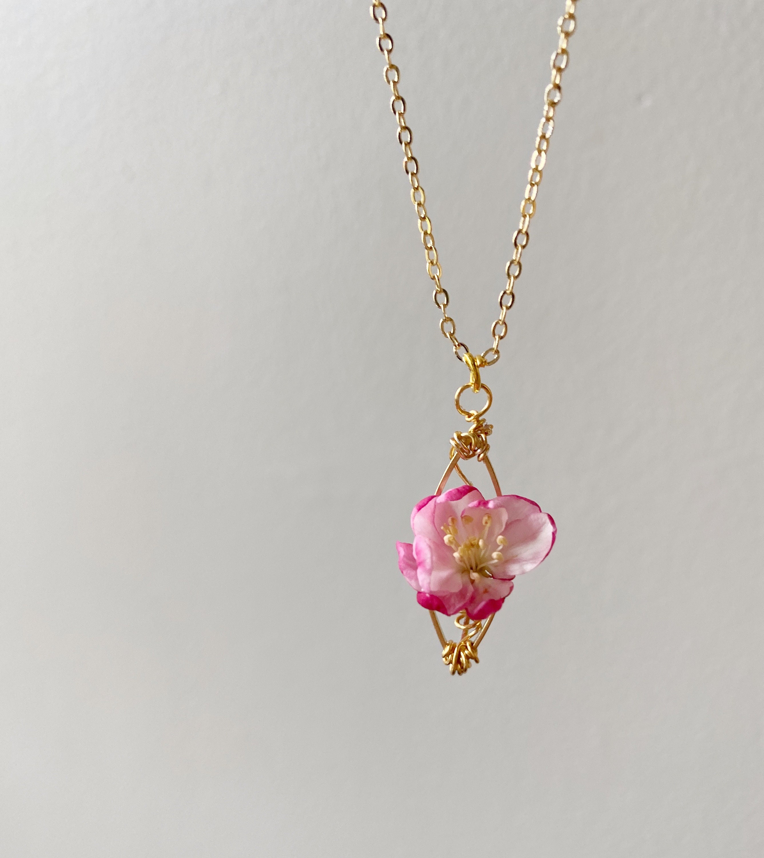 Live Flower Holder Vase Necklace Gold Fill Chain Great Gift Etsy