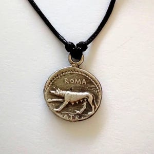 Silver coin replica, ancient ROMA money, she wolf Lupa capitolina, god Mars, pendant necklace, museum shop, exact copy history remake unisex