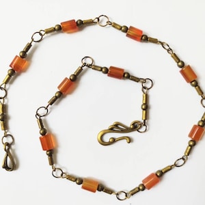 Carneool ketting oorbellen set, oude Romeinse edelsteen sieraden replica, oranje steen, bronzen handgemaakte edelstenen, oudheidstijl, vreugde vitaliteit