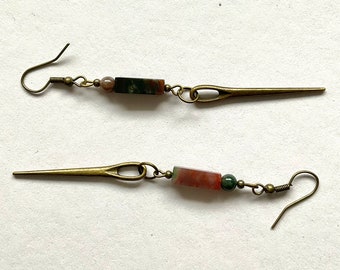 Handmade Agate Dangle Earrings: Bronze Needle Charms