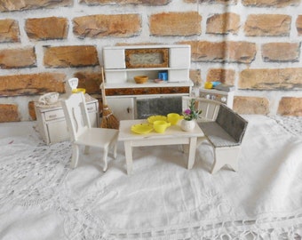 alte Küchenmöbel aus Holz für die Puppenstube in 1:12, Puppenhaus, Puppenstubenküche, Puppenküche