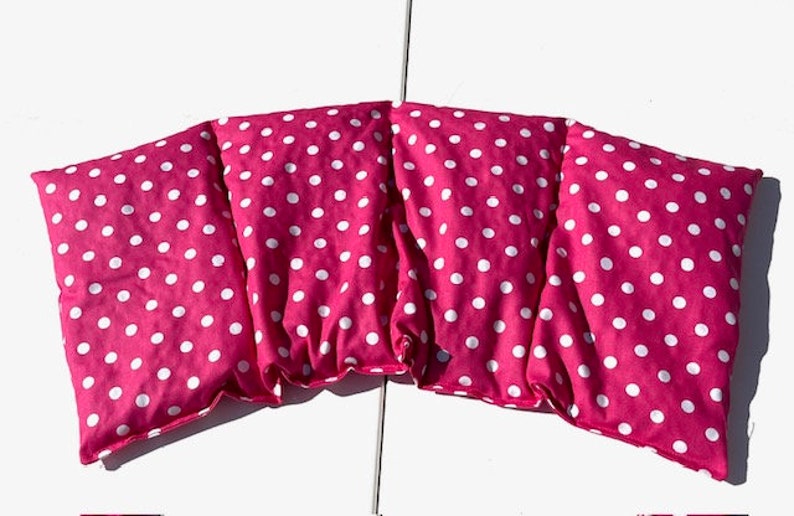 Großes 4 Kammer Farbe Pink Kirschkernkissen 6 Designs Sterne Punkte u.s.w. Körnerkissen Wärmekissen Weizen Dinkel Raps Traubenkerne Bild 3