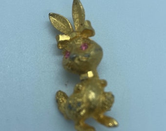 Vintage Little Girl Bunny Pin