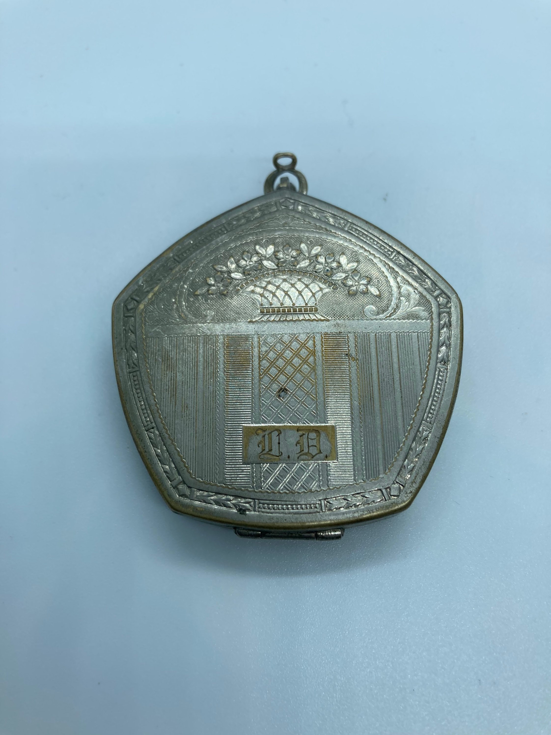 Antique Art Deco Coty Compact